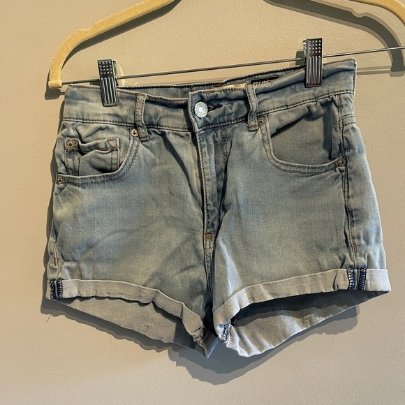 🌸Garage Women's Jean Shorts - Picture 1 of 10